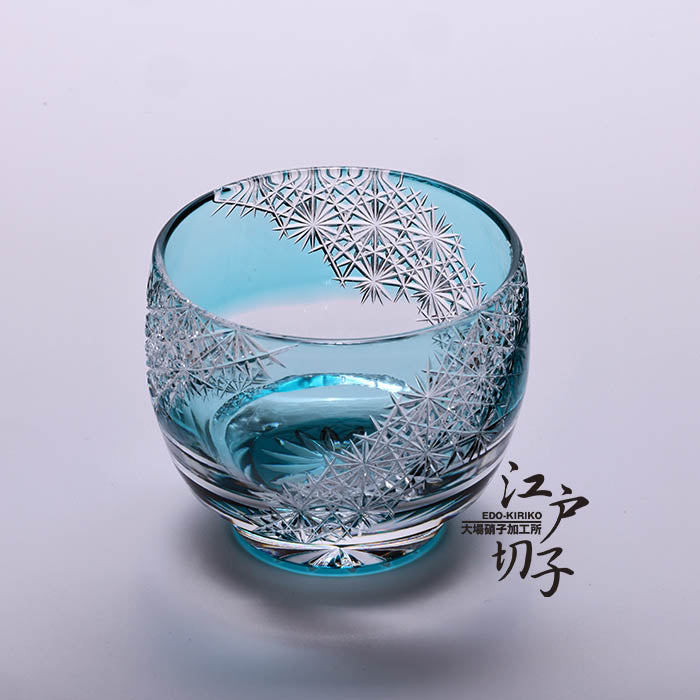 猪口 光る宙【緑】 – 江戸切子 大場硝子加工所